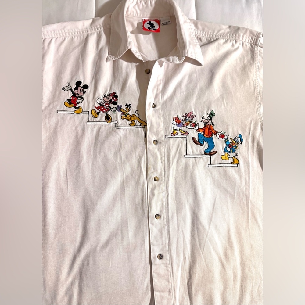 Vintage Mickey Inc Button Up Mickey & Friends Embroidered 90s Men’s Size Large - Picture 2 of 8